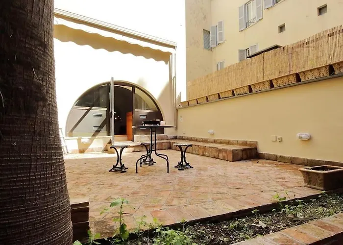 Pantheon With Private Terrace Rom