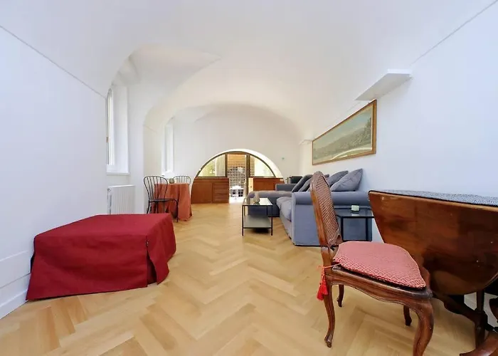 Pantheon With Private Terrace Rom