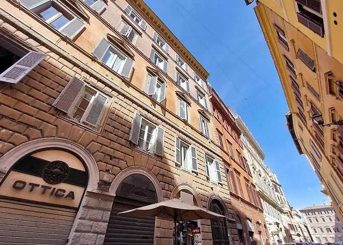 Pantheon With Private Terrace Apartment *